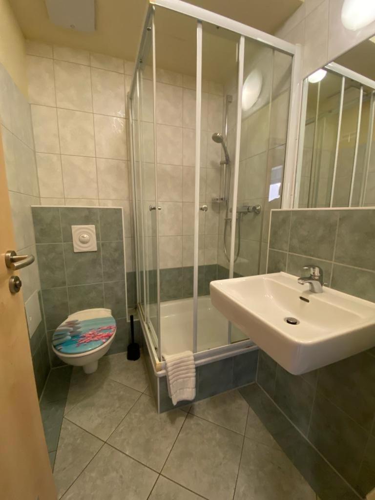 Apartments In Der Kopenhagener Strasse Rostock Dış mekan fotoğraf